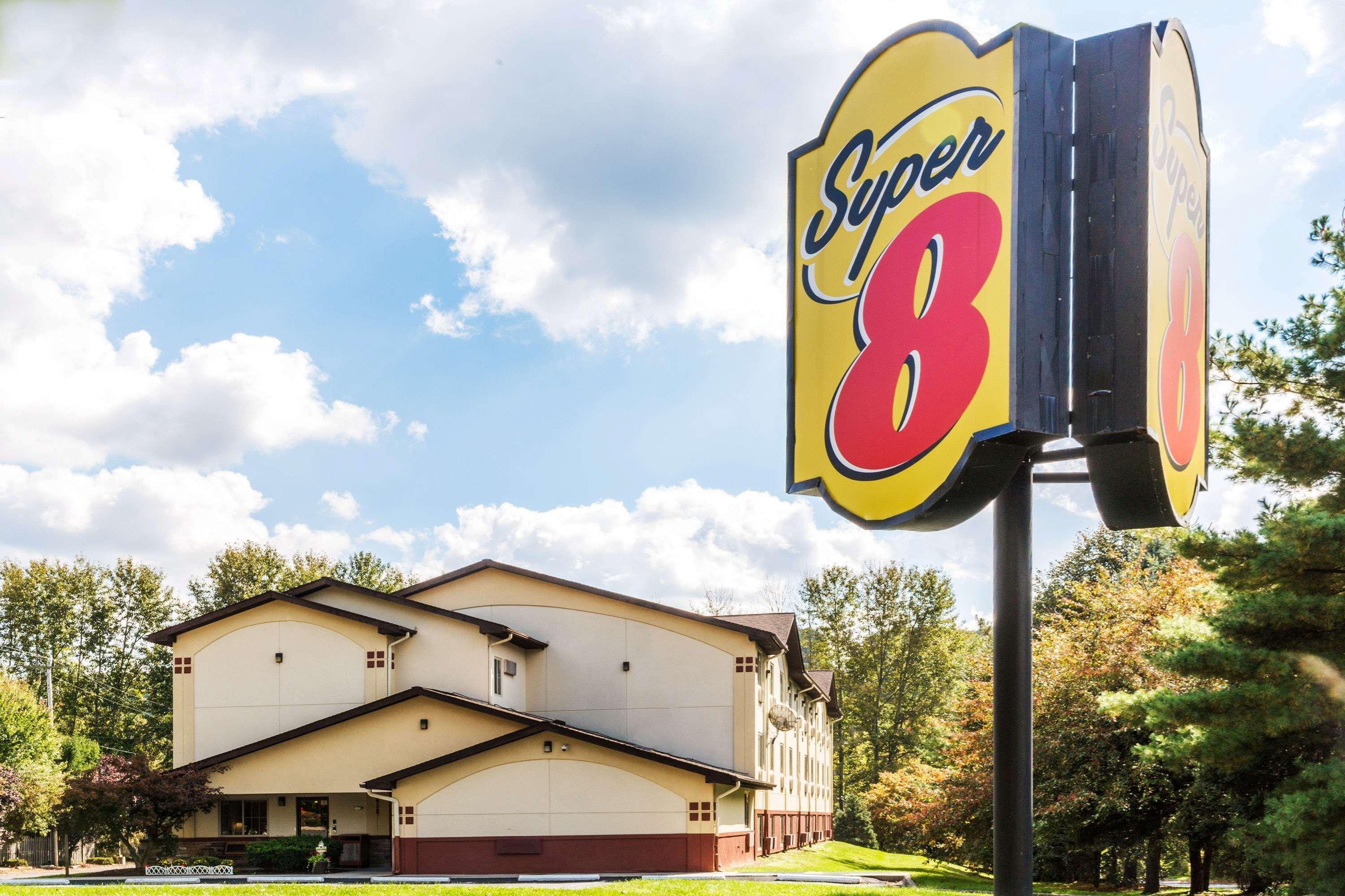 Hotel Super 8 By Wyndham East Stroudsburg - Poconos Esterno foto