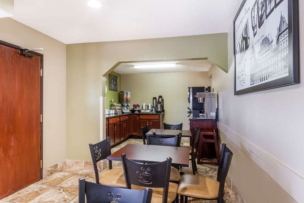 Hotel Super 8 By Wyndham East Stroudsburg - Poconos Servizi foto