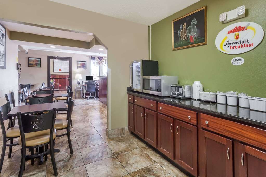 Hotel Super 8 By Wyndham East Stroudsburg - Poconos Servizi foto