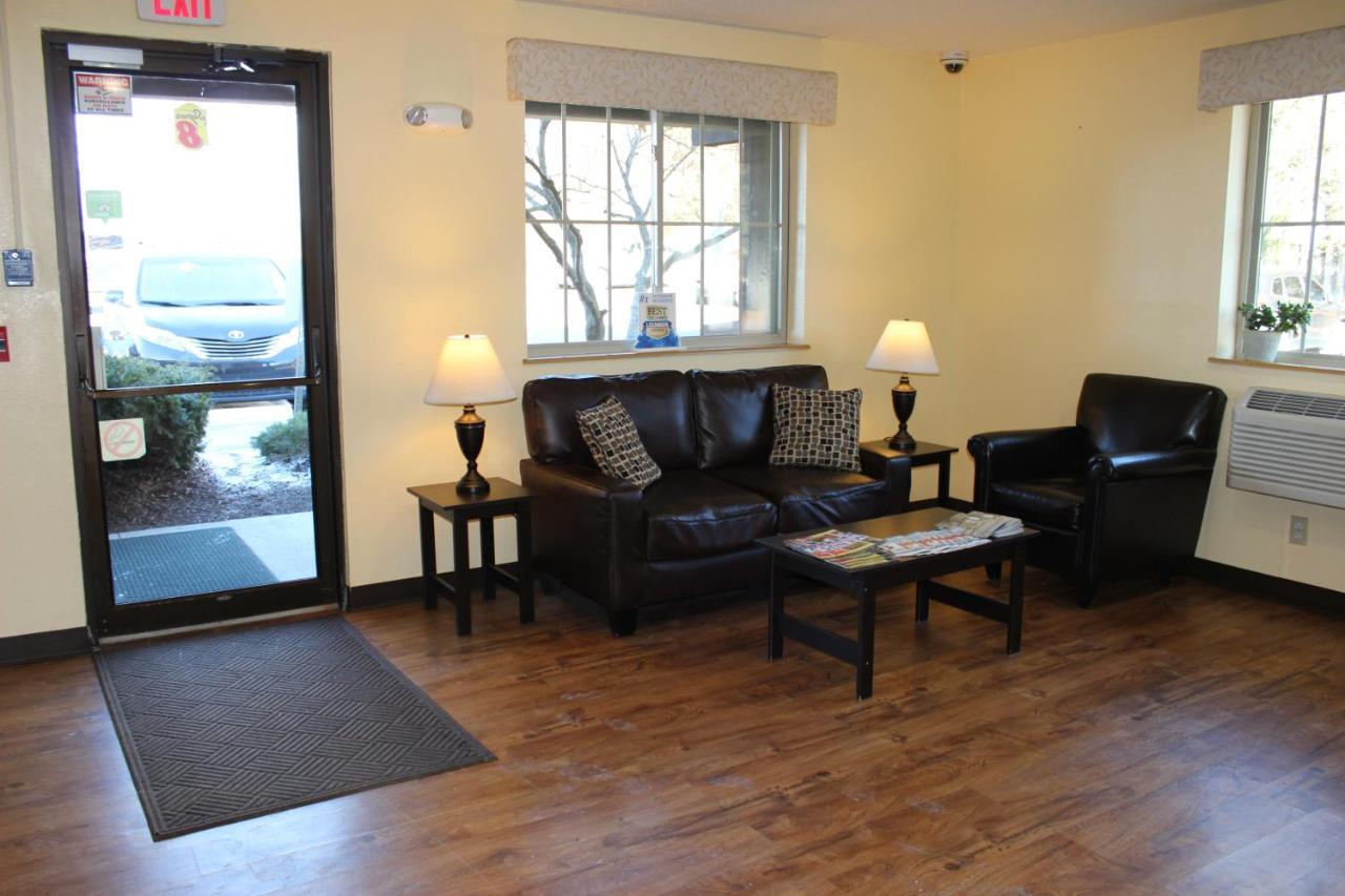 Hotel Super 8 By Wyndham East Stroudsburg - Poconos Esterno foto