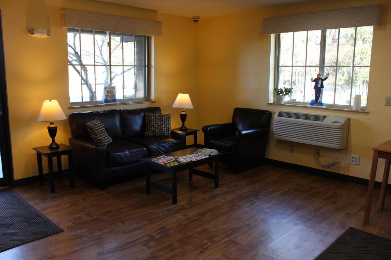 Hotel Super 8 By Wyndham East Stroudsburg - Poconos Esterno foto