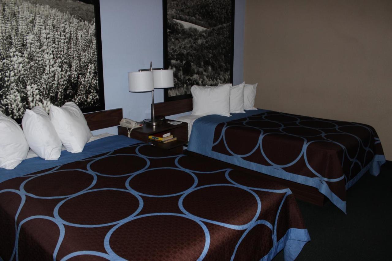 Hotel Super 8 By Wyndham East Stroudsburg - Poconos Esterno foto