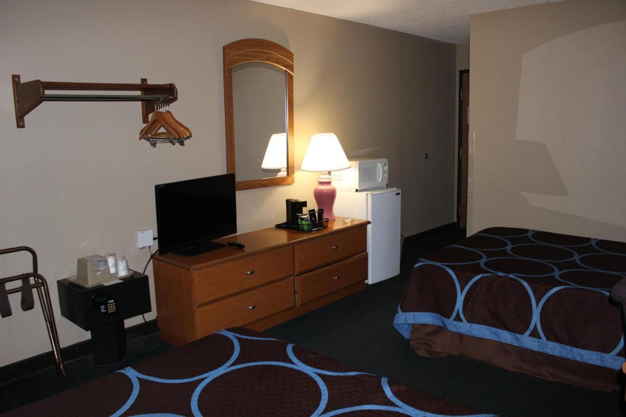 Hotel Super 8 By Wyndham East Stroudsburg - Poconos Esterno foto